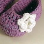 Rose Baby Booties - lavende..