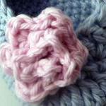 Rose baby booties - blue an..