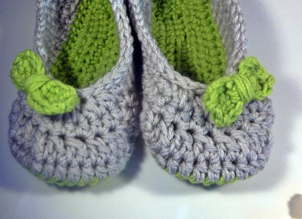 Women's house shoes, slippers, lime green with bow, ballet style